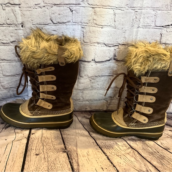 SOREL • Joan of Arctic Lace Up Waterproof Suede
Boots Fur Trim Rubber Duck Toe - Picture 4 of 11